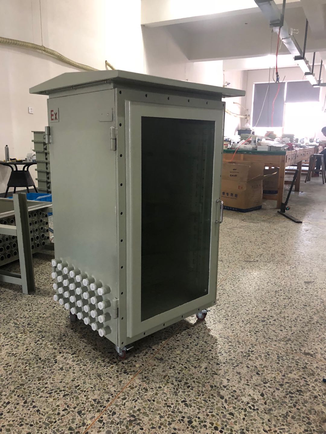 防爆網絡機柜